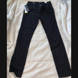 Mid-rise stretchy skinny jeans